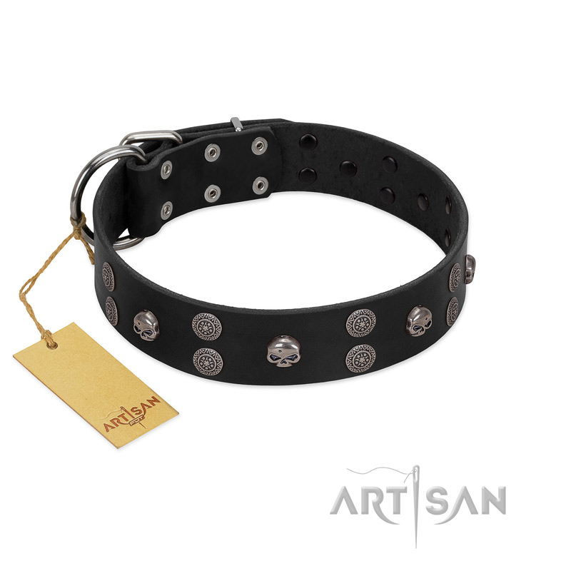 "Skull Art" Designer Handmade FDT Artisan Black Leather Bulldog Collar with Skulls